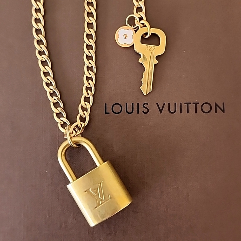 Gold Plated LOUIS VUITTON Lock & Key On New Gold Plated Chain Necklace  Unique!